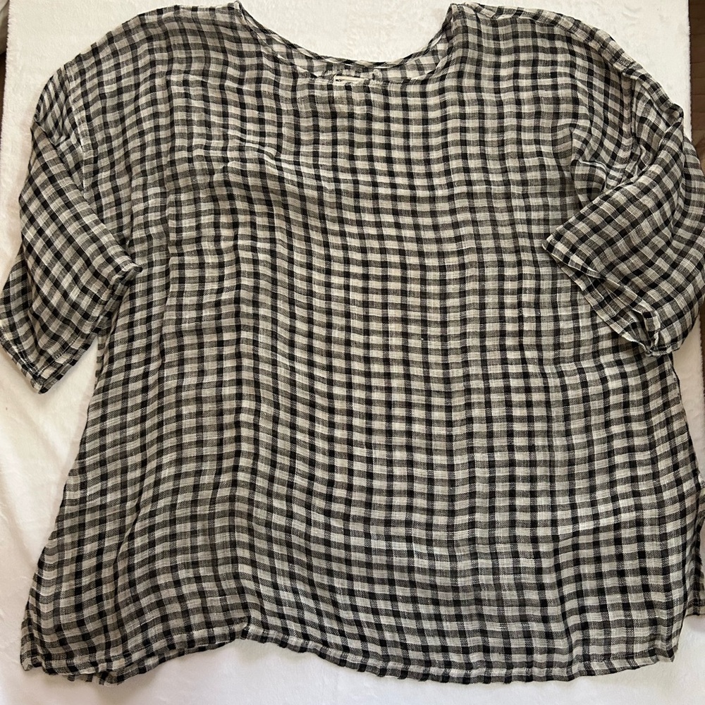 Lightweight Black and White Check Blouse